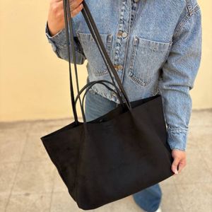 کیف دوشی زنانه و دخترانه سوییت مدل تاوس