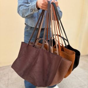 کیف دوشی زنانه و دخترانه سوییت مدل تاوس