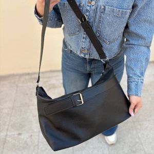 کیف دوشی چرمی دخترانه و زنانه مدل سیشل