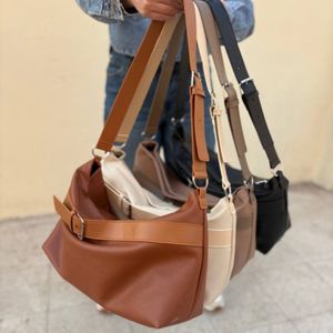 کیف دوشی چرمی دخترانه و زنانه مدل سیشل