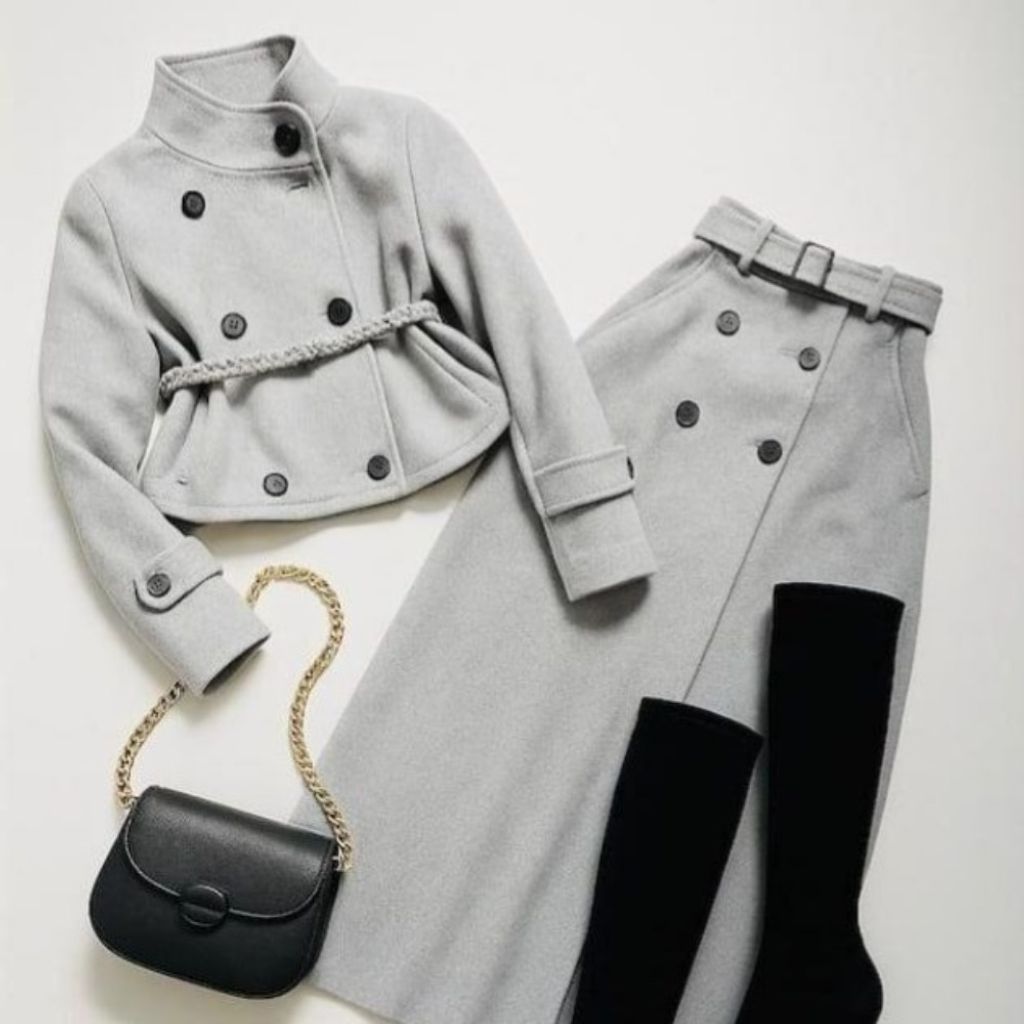 فروش اینترنتی کت دامن ماه تابان نورا