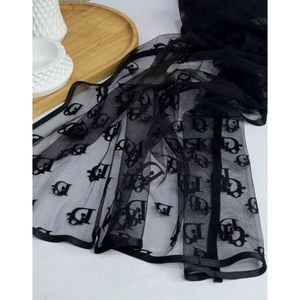 مشخصات شال تور مجلسی طرح دار برجسته