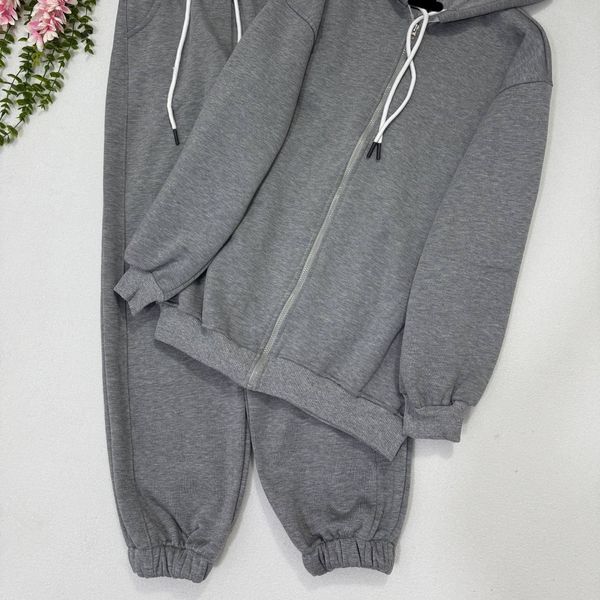 سویشرت وجاگرزنانه طرح روبی