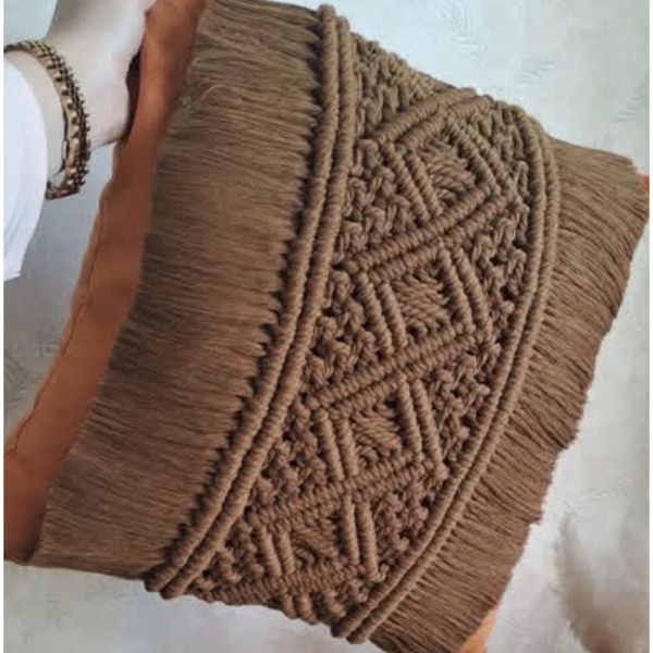 کاور‌کوسن مکرومه مدل گیلدا