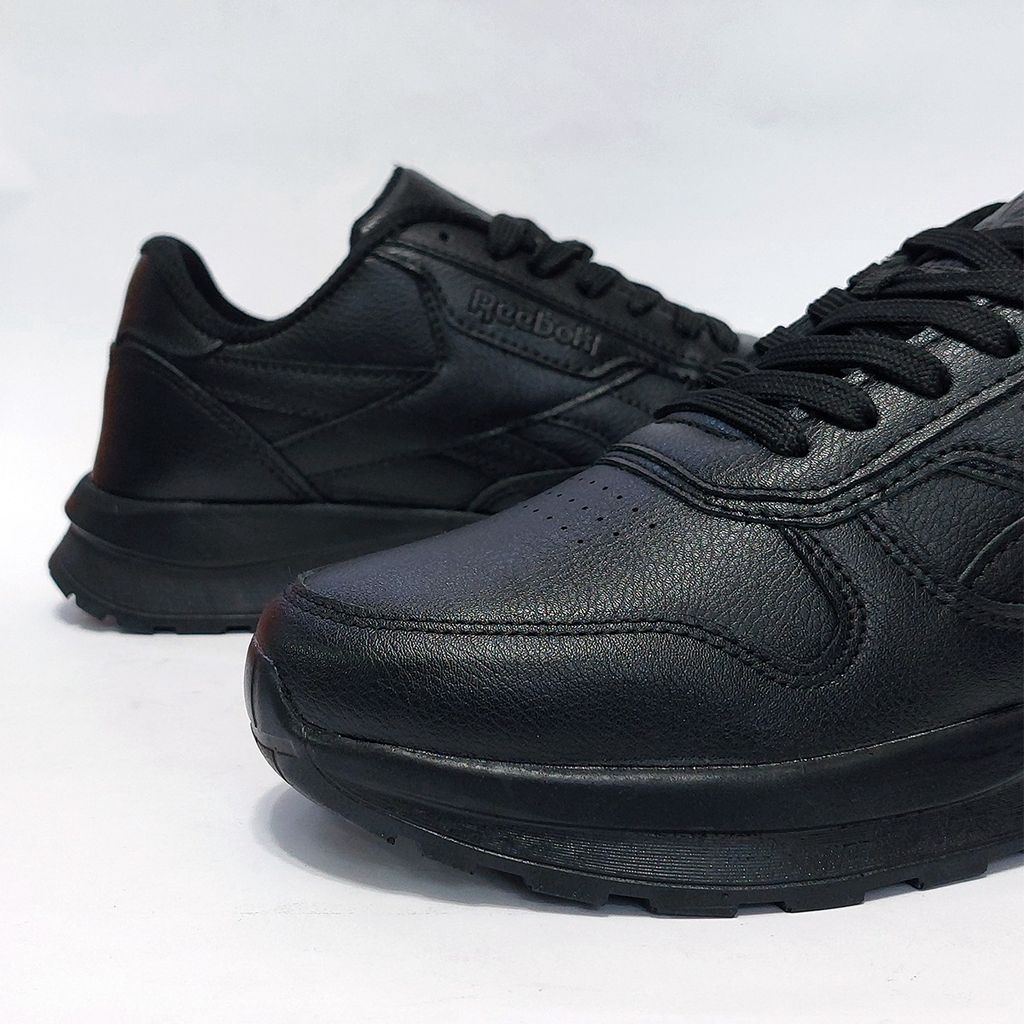 خرید آنلاین کفش روزمره و راحتی ریبوک Reebok کیفیت بالا