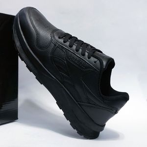 خرید انلاین کفش روزمره و راحتی ریبوک Reebok کیفیت بالا