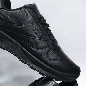 مشخصات کفش روزمره و راحتی ریبوک Reebok کیفیت بالا