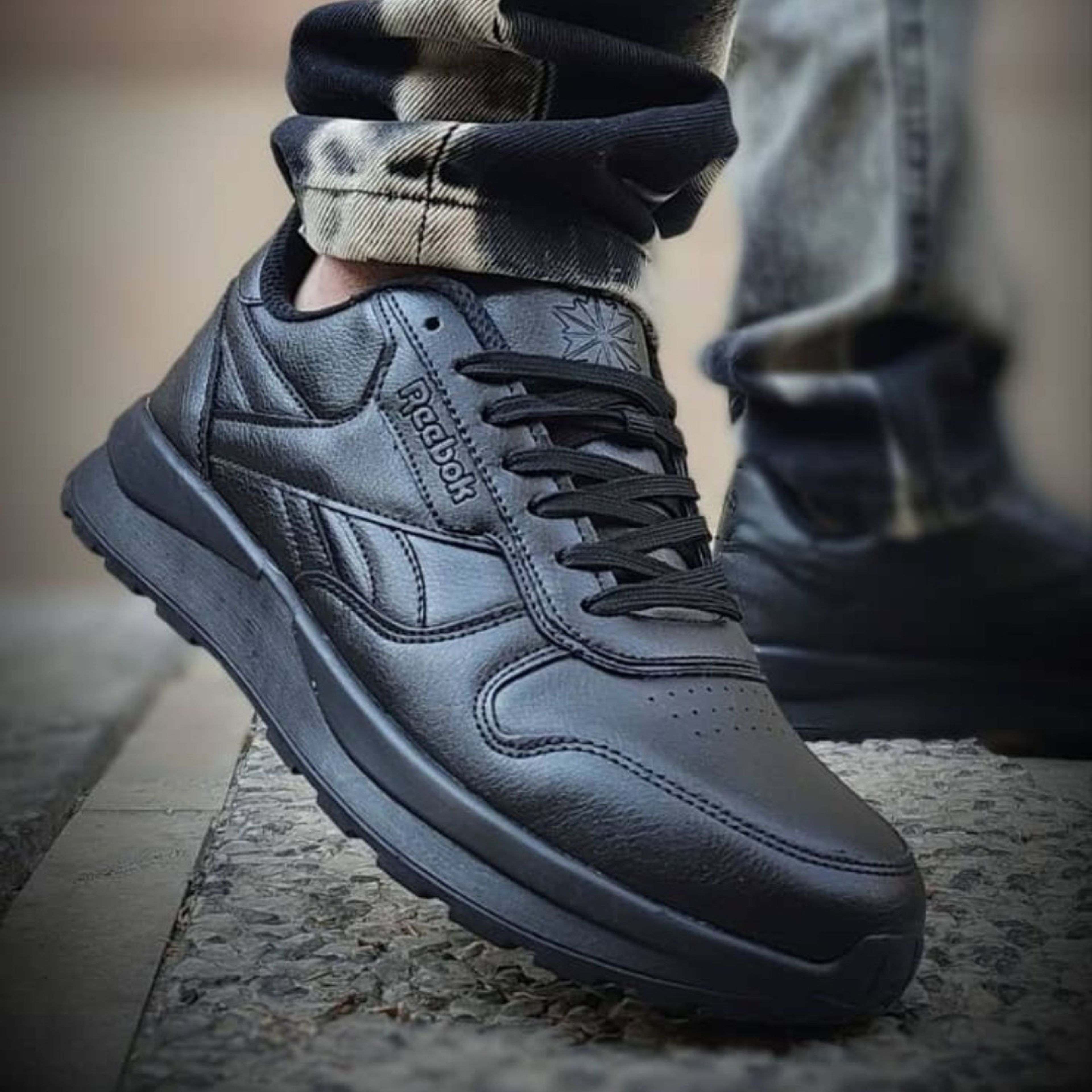 قیمت کفش روزمره و راحتی ریبوک Reebok کیفیت بالا.