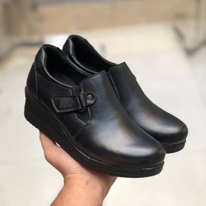 مشخصات کفش چرم طبی زنانه مدل هیوا رنگ مشکی