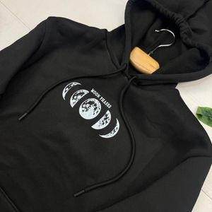 خرید اینترنتی هودی تو کرکی ماه