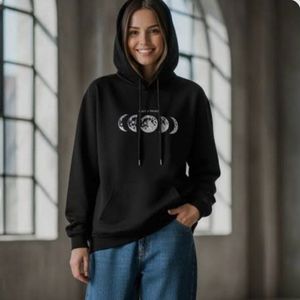 خرید اینترنتی هودی تو کرکی ماه