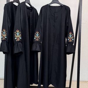 خرید انلاین مانتو گلایل ابروبادی