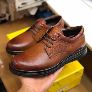 قیمت کفش چرم مردانه بندی مدل دنا رنگ عسلی