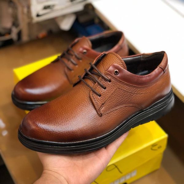 کفش چرم مردانه بندی مدل دنا رنگ عسلی