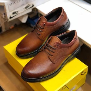 خرید انلاین کفش چرم مردانه بندی مدل دنا رنگ عسلی