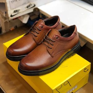 خرید انلاین کفش چرم مردانه بندی مدل دنا رنگ عسلی