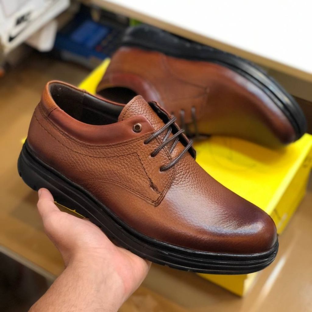 مشخصات کفش چرم مردانه بندی مدل دنا رنگ عسلی