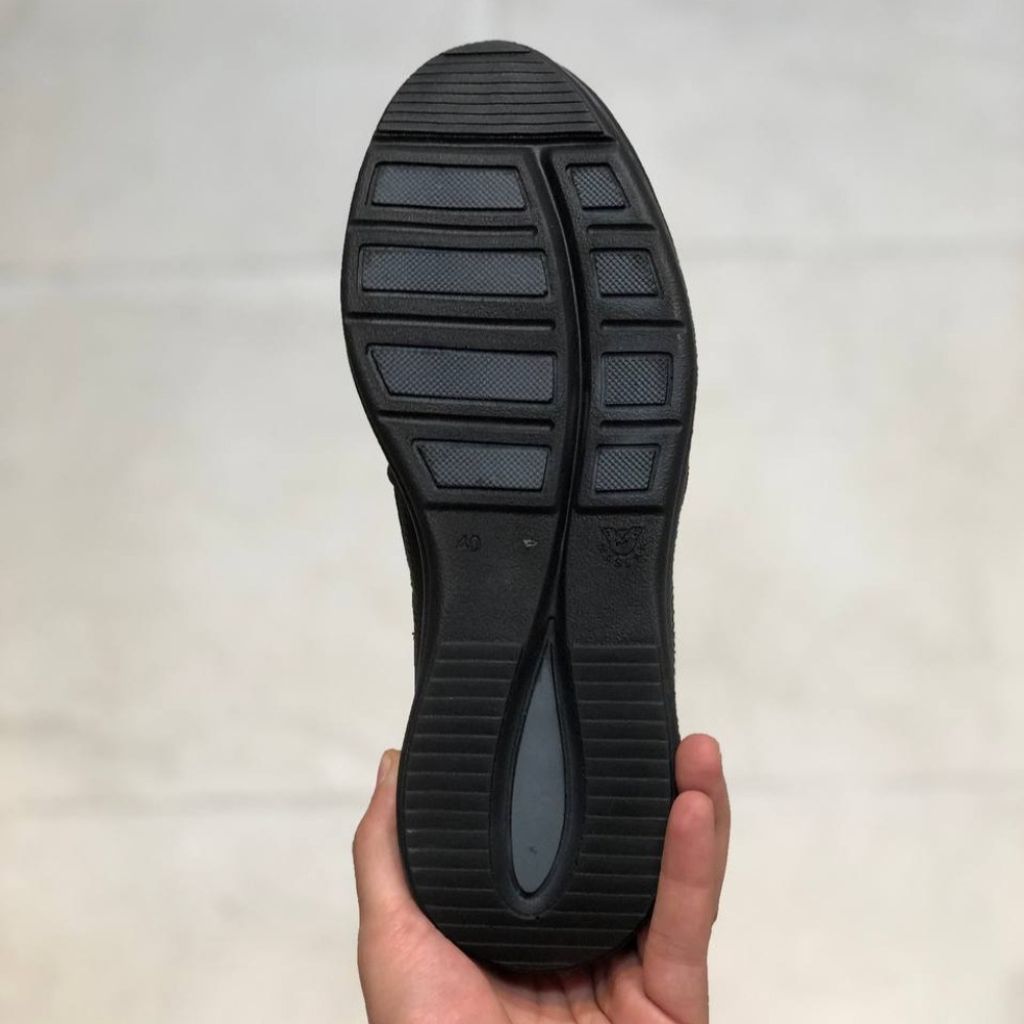 قیمت ارزان کفش چرم مردانه طبی بی بند مدل اسکار مشکی