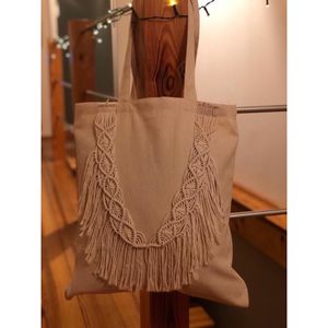 کیف تت بگ مکرومه ارت بیوتی