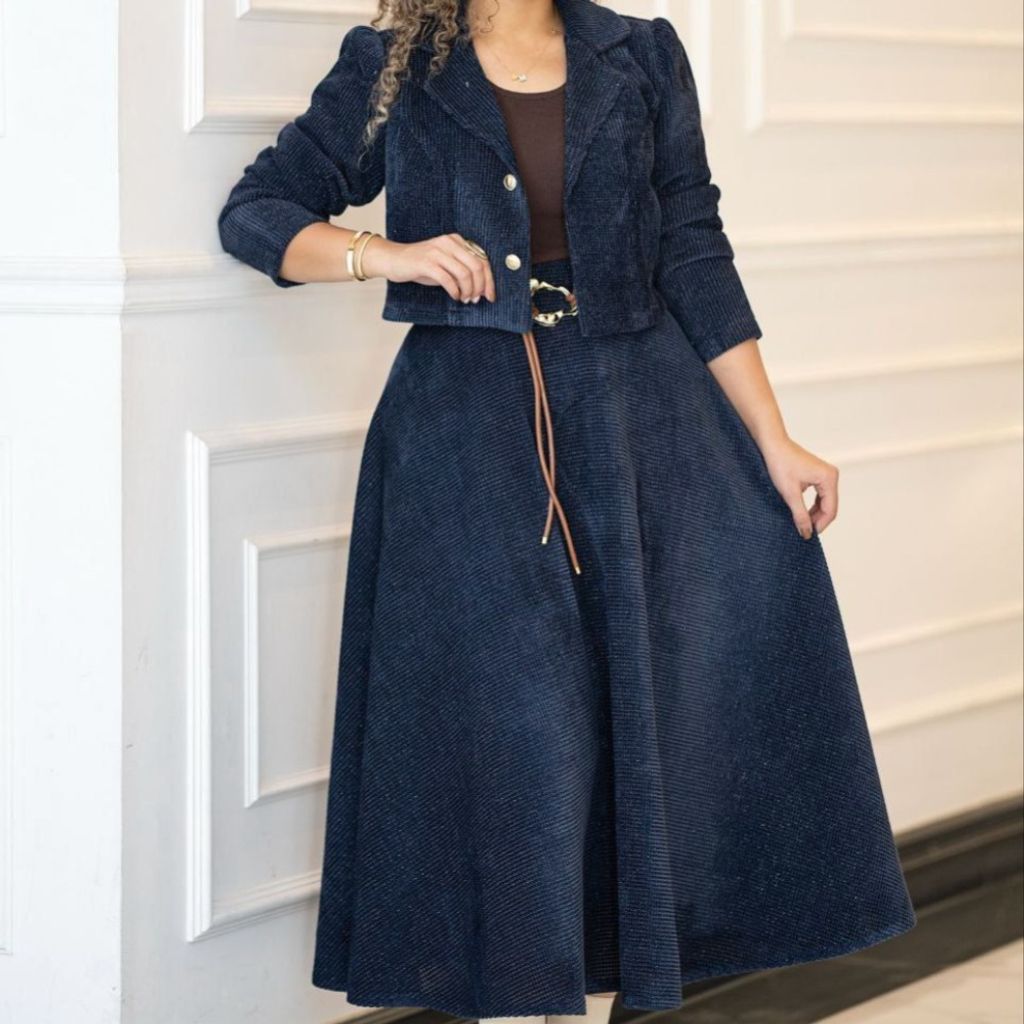 فروش اینترنتی کت و دامن شکیلا نورا