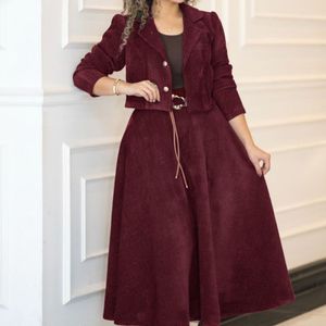 فروش اینترنتی کت و دامن شکیلا نورا