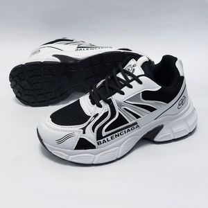 خرید اینترنتی کتونی اسپرت مدل بالنسیاگا Balenciaga