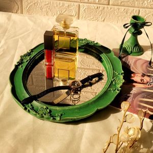 استند آرایشی سبز