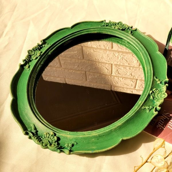 استند آرایشی سبز