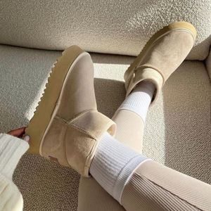 خرید انلاین نیم بوت شیک زنانه