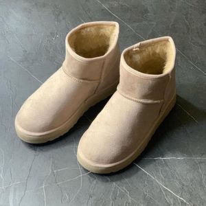 قیمت نیم بوت شیک زنانه