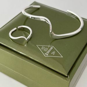 ست بنگل و انگشتر موج هانا