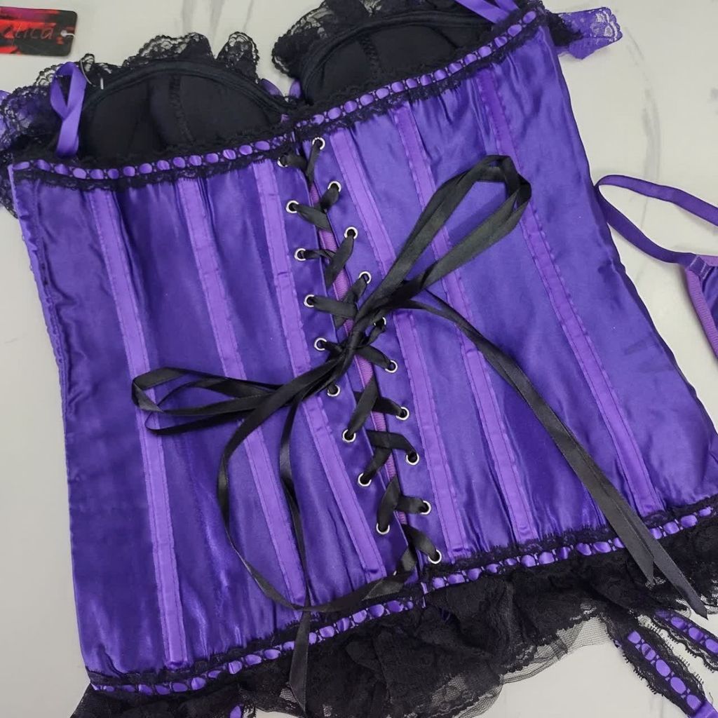 خرید اینترنتی کرست های ساعت شنی جذاااب خاص