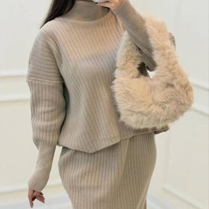 خرید آنلاین ست بلوز دامن بافت