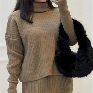 خرید انلاین ست بلوز دامن بافت