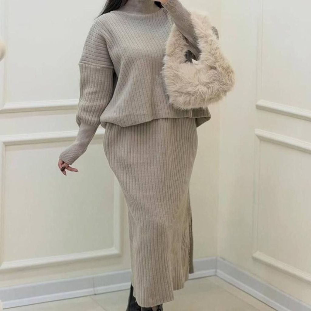 مشخصات ست بلوز دامن بافت