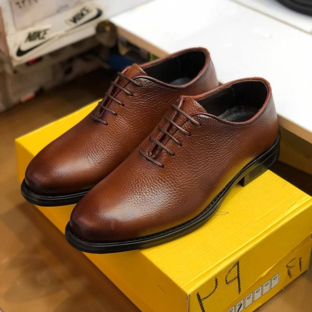 قیمت ارزان کفش چرم مجلسی مردانه بندی مدل مالکوم عسلی