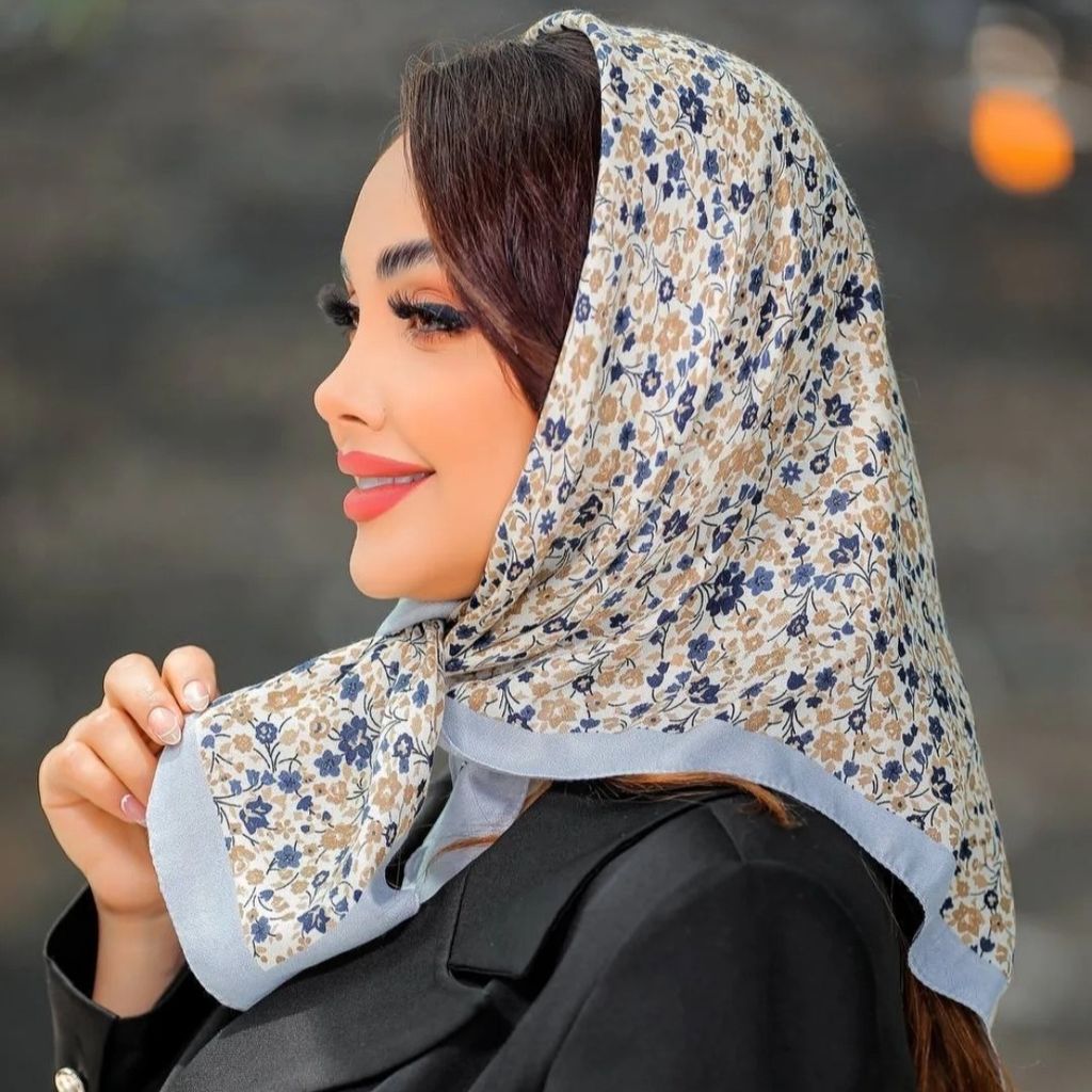 فروش اینترنتی مینی اسکارف قواره 75