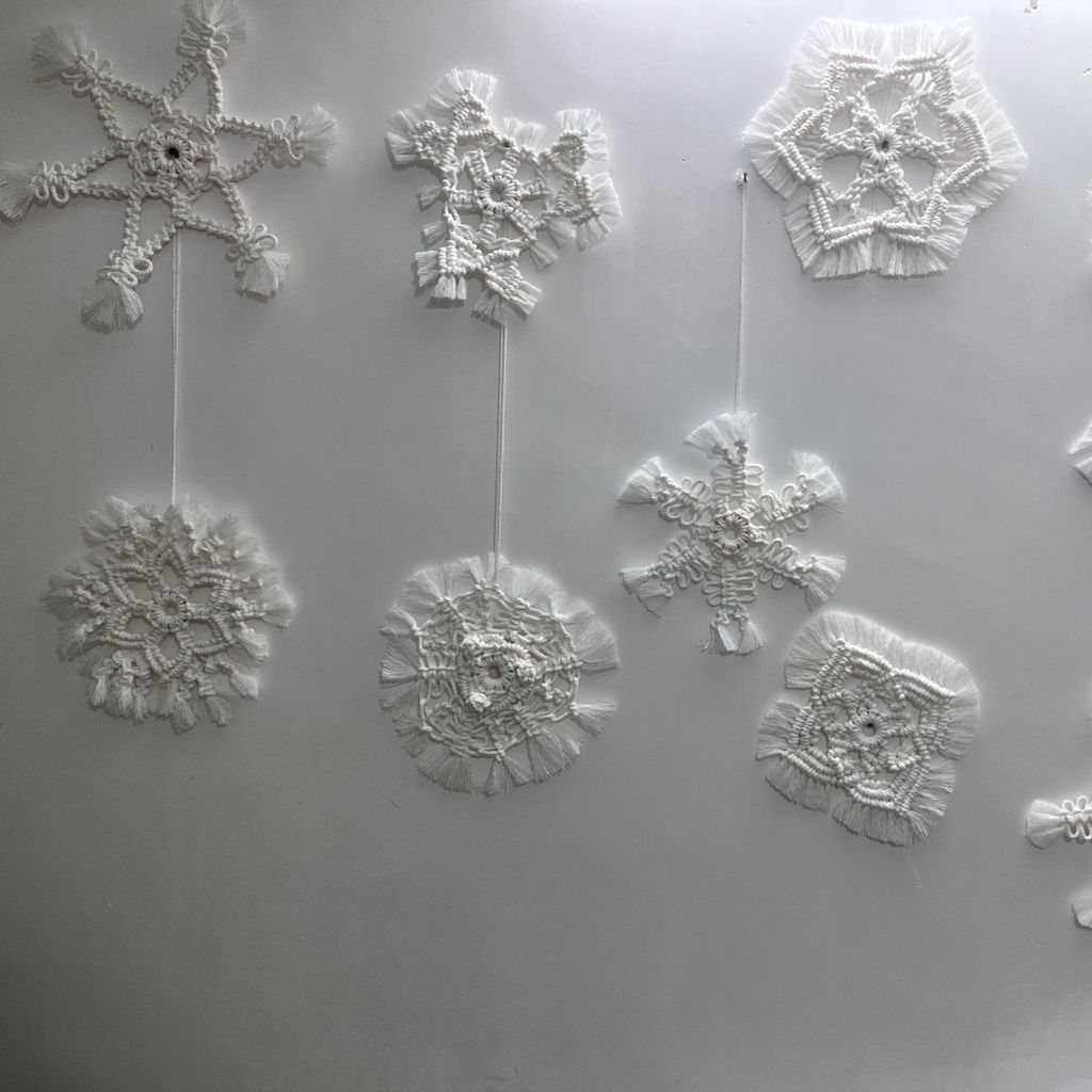 خرید آنلاین برف مکرومه دکوری و مناسب دیزاین دیوار و پرده