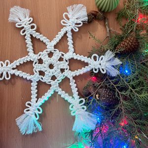 برف مکرومه دکوری و مناسب دیزاین دیوار و پرده