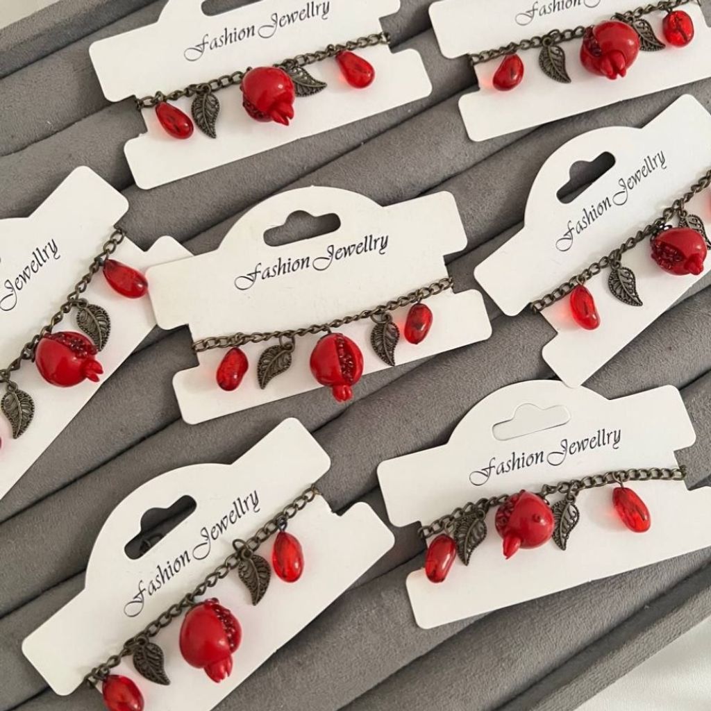 مشخصات دستبند زنانه طرح انار یلدا