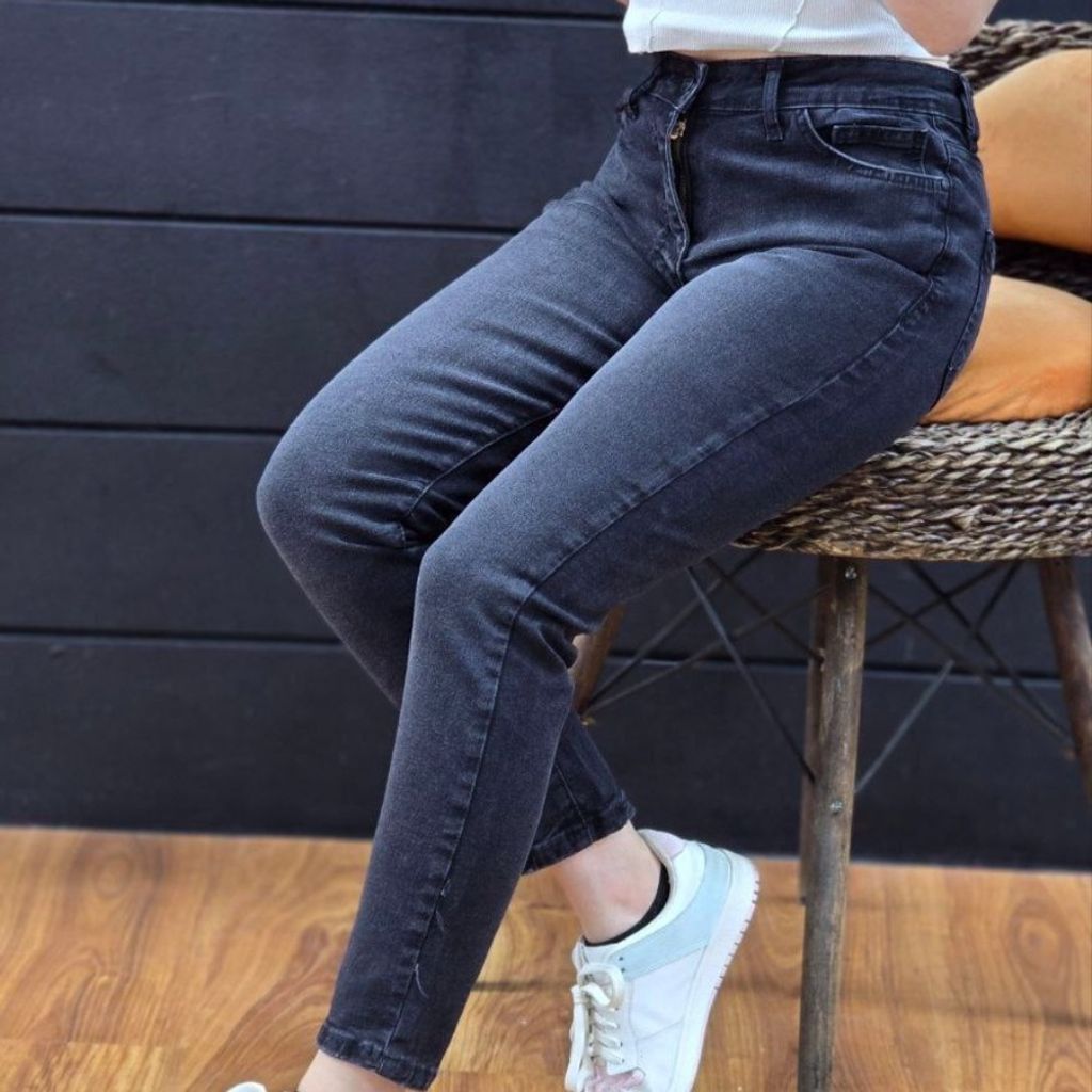 خرید انلاین شلوار جین اسکینی زنانه رنگ ذغالی قد 90 سانتی با کشسانی بالا