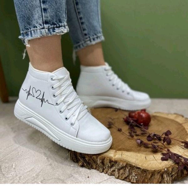 نیم بوت زنانه طرح ضربان