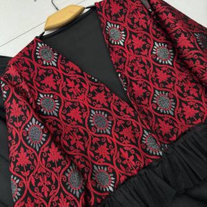 قیمت ارزان کت و دامن مرجان