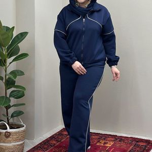 مشخصات شوییشرت و شلوار نانسی