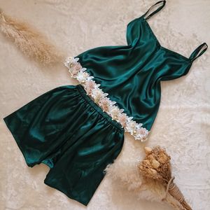 لباس خواب ساتن ابریشم زنانه مدل برسومه