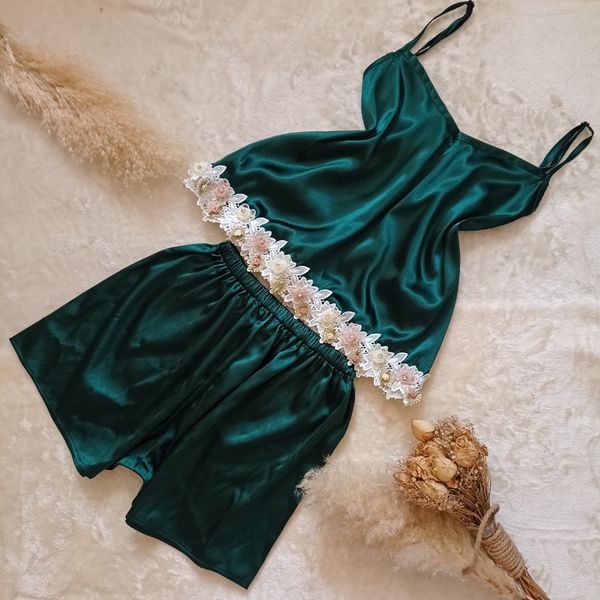 لباس خواب ساتن ابریشم زنانه مدل برسومه