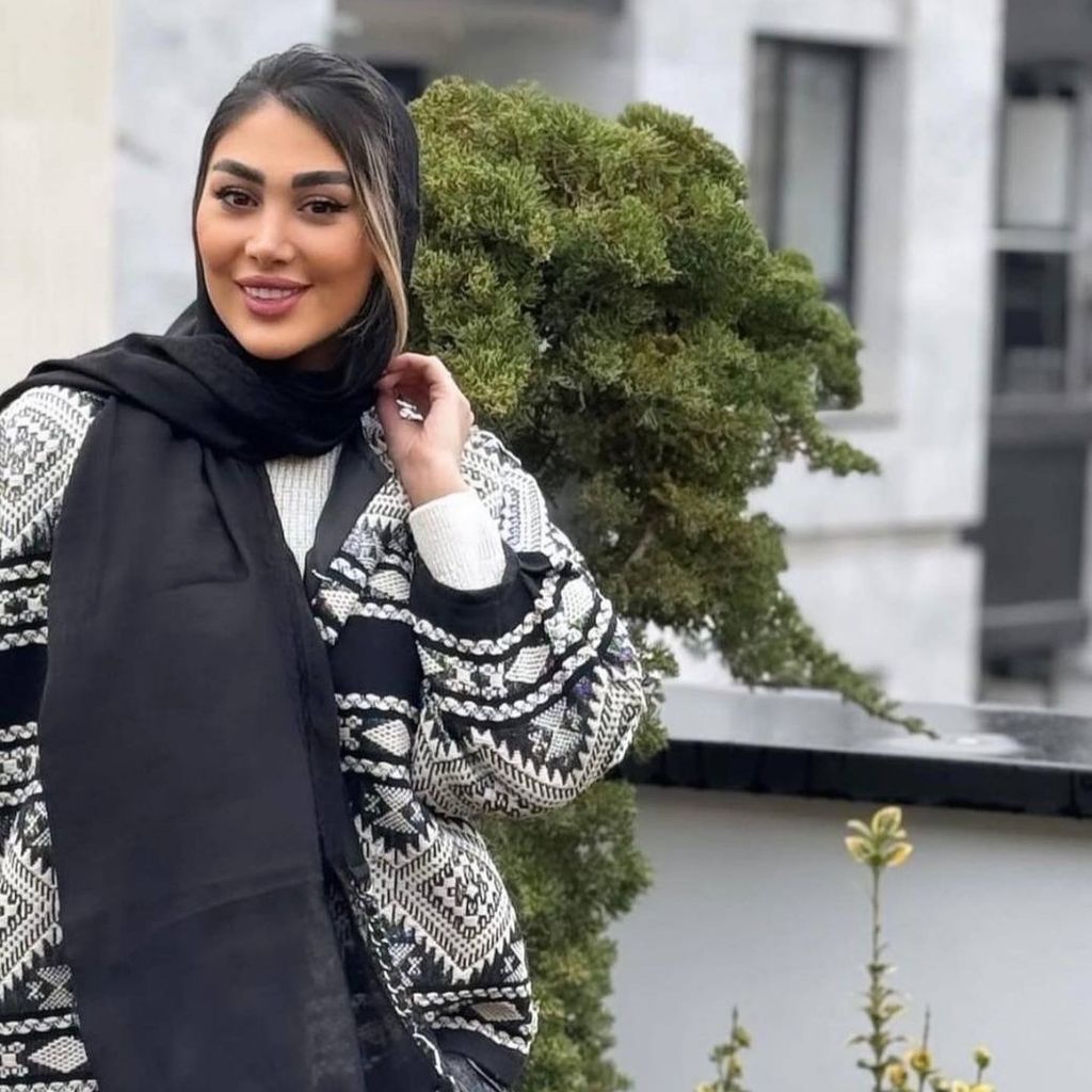 خرید اینترنتی شال نخی اسلپ جت بلک دور دانتل مشکی