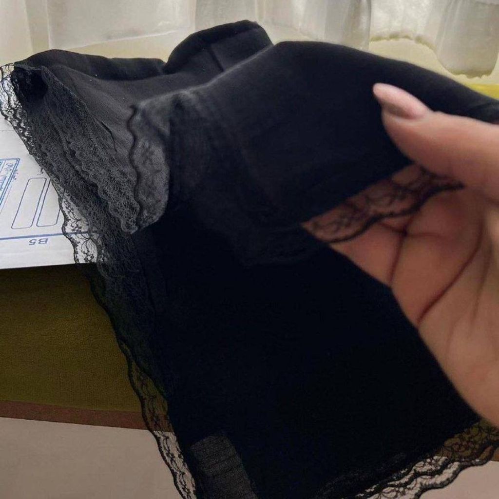 خرید اینترنتی شال نخی اسلپ جت بلک دور دانتل مشکی