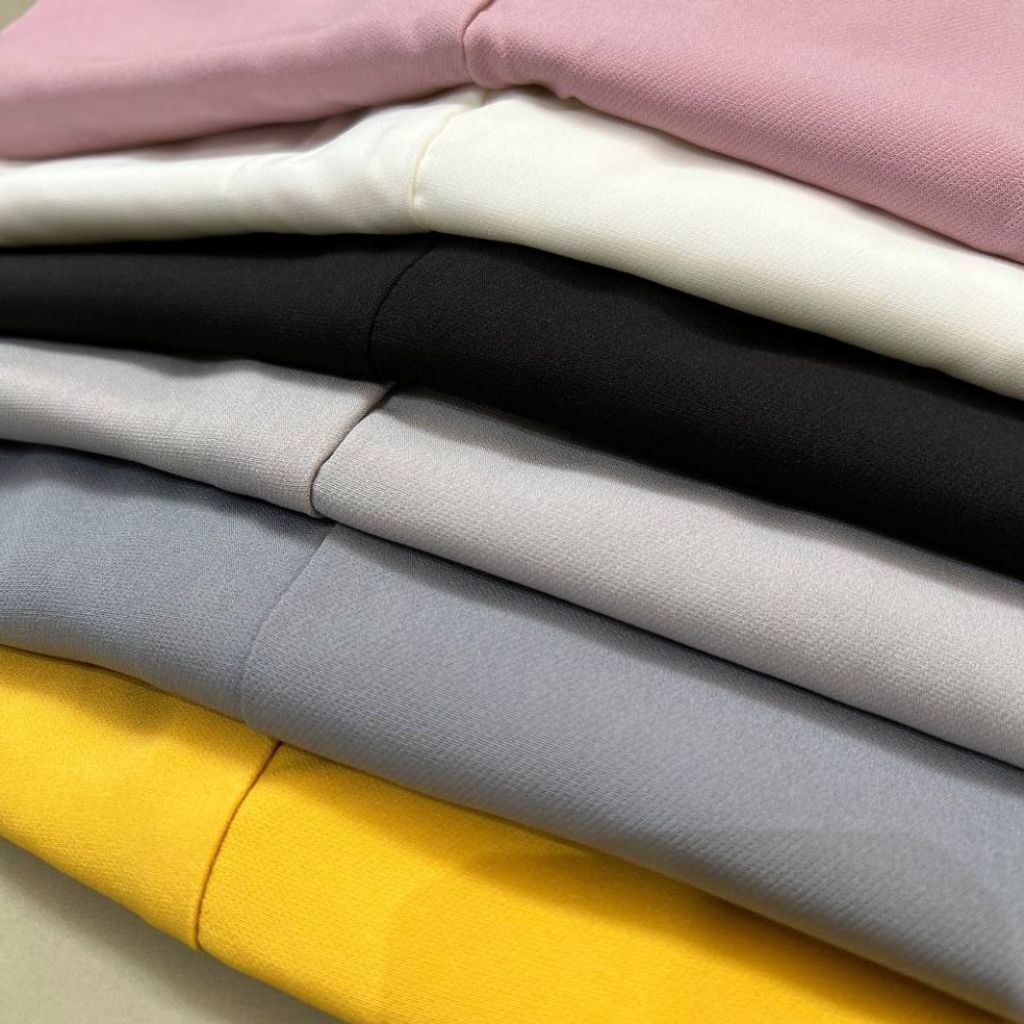 خرید انلاین شلوار زنانه مازراتی مام فیت بغل چاکدار