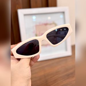 مشخصات عینک افتابی زنانه